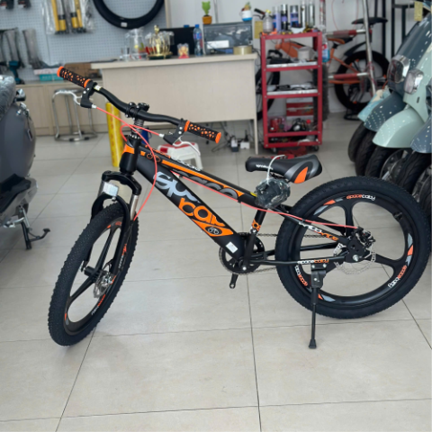 Xe đạp trẻ em nam SPACE BABY