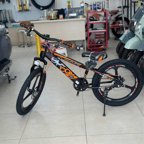 Xe đạp trẻ em nam SPACE BABY